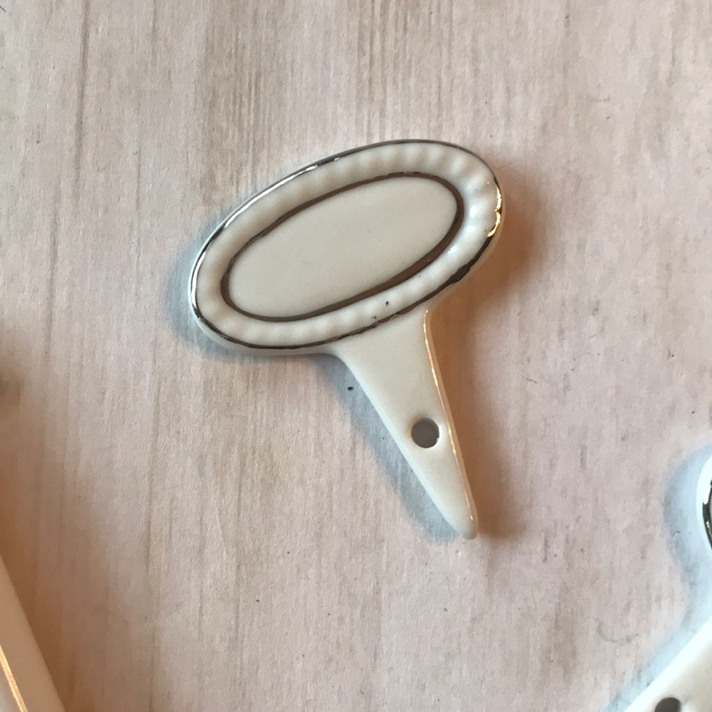 Bombay Porcelain Cheese Identifiers - Picture 5 of 8